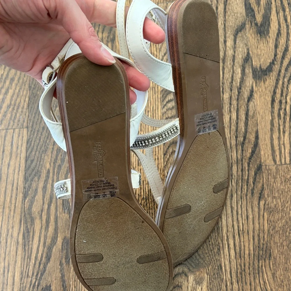Fergalicious by Fergie Sandals - Picture 3 of 4